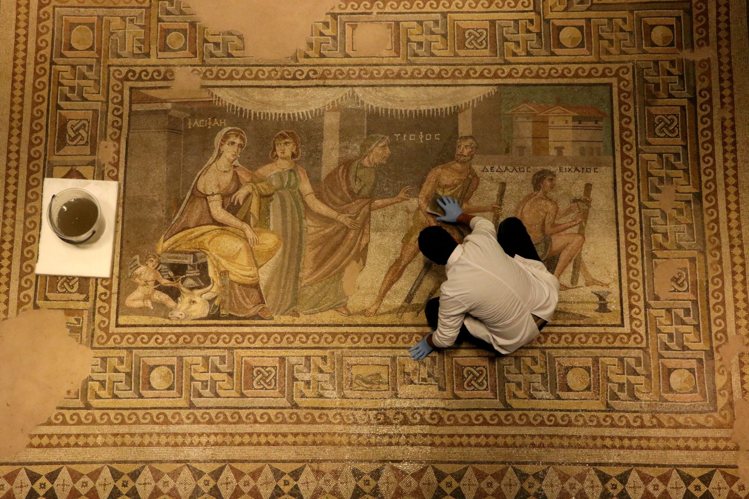 Rock-Cut Chambers Found in Ancient Zeugma’s Mosaic-Laden ‘House of the Muses’